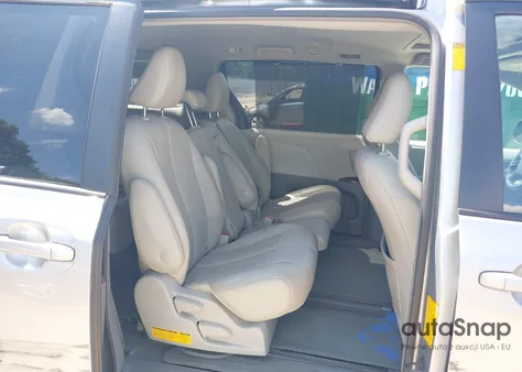 2014 Toyota Sienna Xle V6 8 Passenger из США, поврежденный, VIN 5TDYK3DC0ES453204